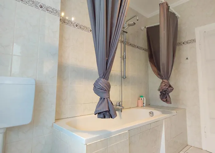 House 게스트하우스 3*